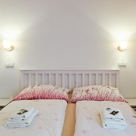 Apartmany Habanska, Cely Dum Pouzdrany Zewnętrze zdjęcie