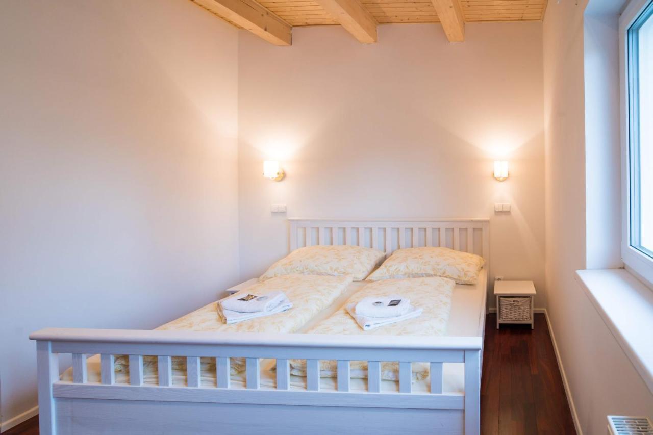Apartmany Habanska, Cely Dum Pouzdrany Zewnętrze zdjęcie