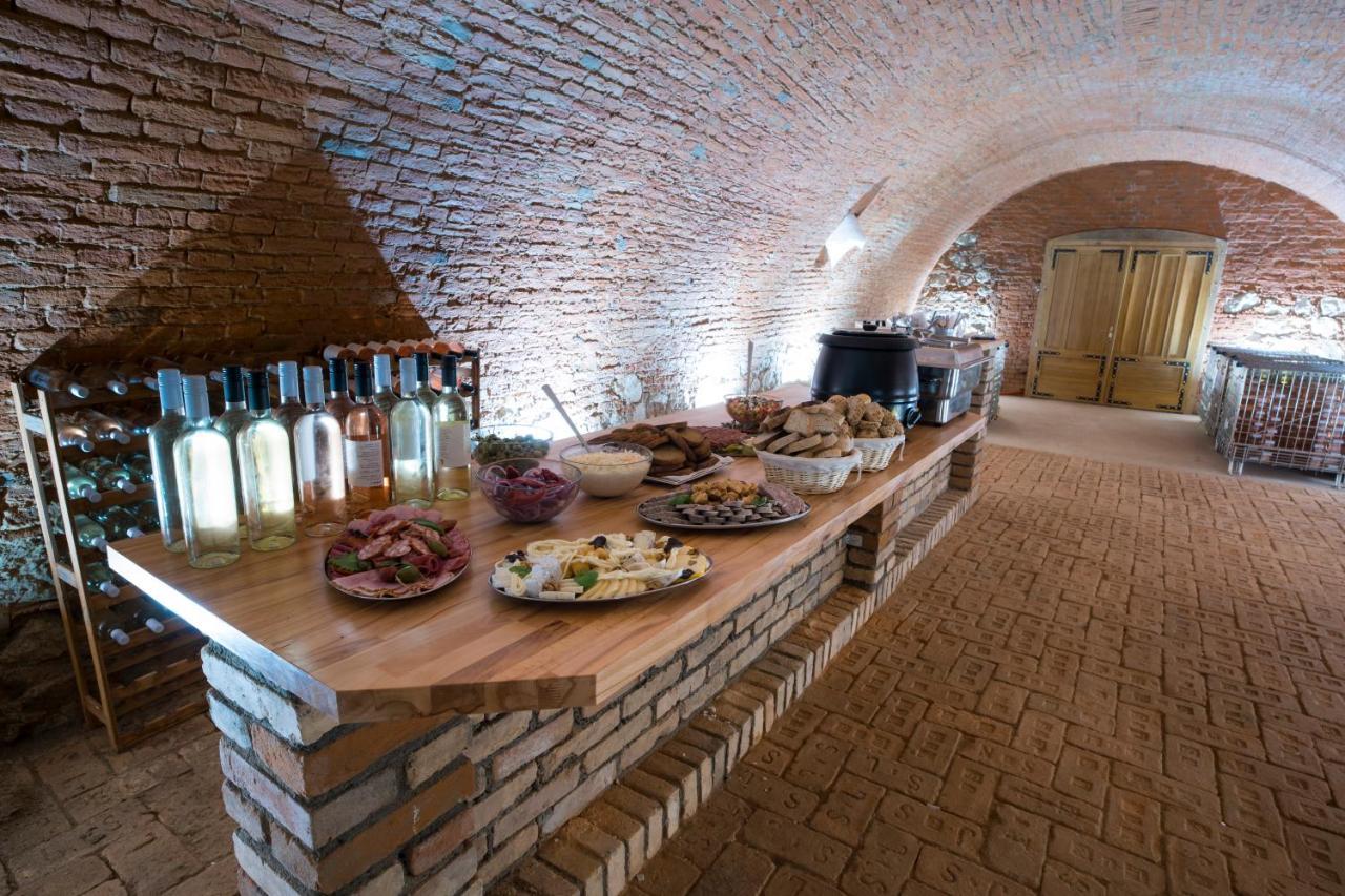 Apartmany Habanska, Cely Dum Pouzdrany Zewnętrze zdjęcie